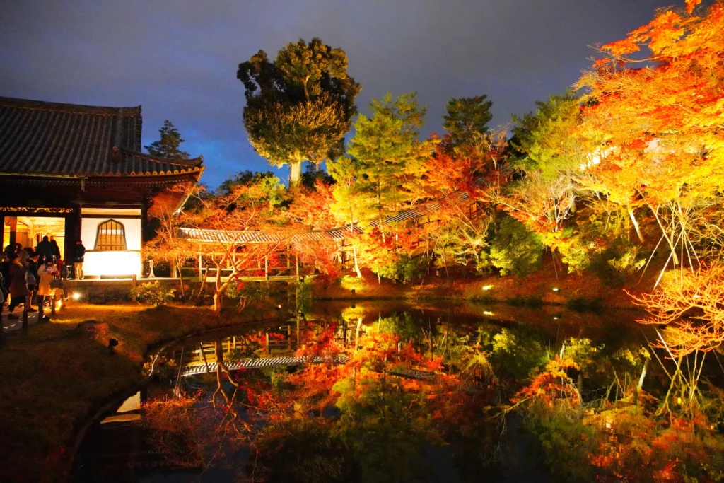 kodaiji temple  zen garden pond reflection kyoto higashiyama